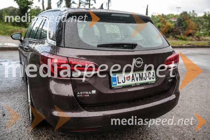 Opel Astra Sports TourerOpel Astra Sports Tourer, slovenska predstavitev