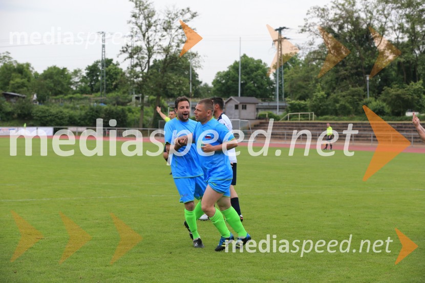  ... ;  Boštjan Žnuderl,  nogometaš Vinske reprezentance Slovenije Vinska reprezentanca Slovenije z zmago nad Italijo v finale EP vinarjev v nogometu in obisk Rüdesheim am Rhein