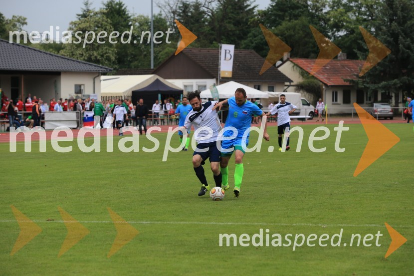  ... ;  Tim Lo Duca, nogometaš Vinske reprezentance SlovenijeVinska reprezentanca Slovenije z zmago nad Italijo v finale EP vinarjev v nogometu in obisk Rüdesheim am Rhein