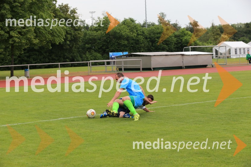  Matej  Vračko, Vinogradništvo Vračko, nogometaš slovenske vinske reprezentanceVinska reprezentanca Slovenije z zmago nad Italijo v finale EP vinarjev v nogometu in obisk Rüdesheim am Rhein