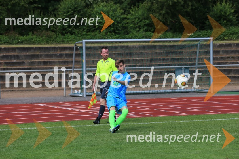  ... ;  Jan Kramberger, nogometaš Vinske reprezentance SlovenijeVinska reprezentanca Slovenije z zmago nad Italijo v finale EP vinarjev v nogometu in obisk Rüdesheim am Rhein
