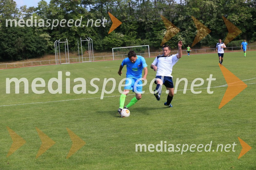  Tim Lo Duca, nogometaš Vinske reprezentance Slovenije;  ... Vinska reprezentanca Slovenije z zmago nad Italijo v finale EP vinarjev v nogometu in obisk Rüdesheim am Rhein