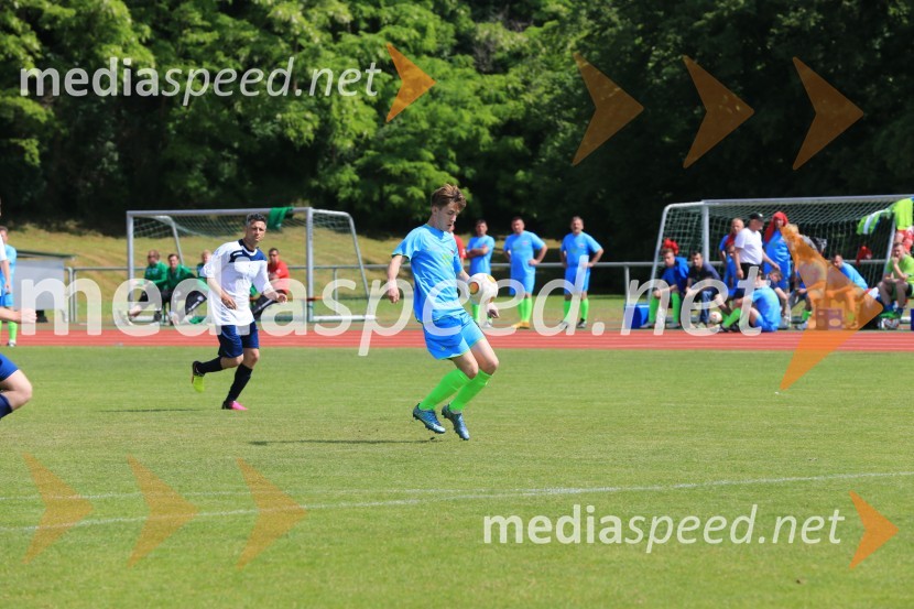  Jan Kramberger, nogometaš Vinske reprezentance SlovenijeVinska reprezentanca Slovenije z zmago nad Italijo v finale EP vinarjev v nogometu in obisk Rüdesheim am Rhein