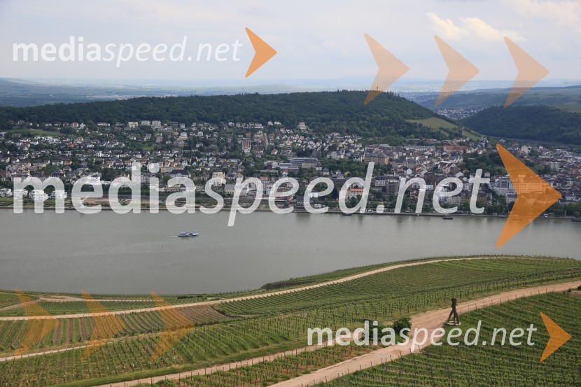 Rüdesheim am RheinVinska reprezentanca Slovenije z zmago nad Italijo v finale EP vinarjev v nogometu in obisk Rüdesheim am Rhein