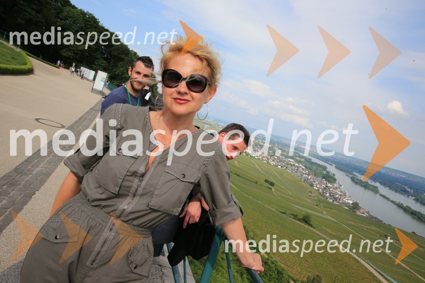 mag. Norma Bale, pisateljica, direktorica KultproturVinska reprezentanca Slovenije z zmago nad Italijo v finale EP vinarjev v nogometu in obisk Rüdesheim am Rhein