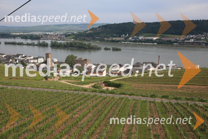 Rüdesheim am RheinVinska reprezentanca Slovenije z zmago nad Italijo v finale EP vinarjev v nogometu in obisk Rüdesheim am Rhein