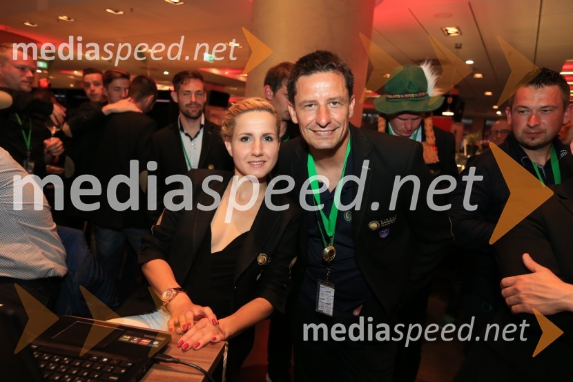  Natalija Pravdič, Mediaspeed;  Robi Fišer, nogometaš Slovenske vinske reprezentanceSvečana podelitev pokala zmagovalcem nogometnega prvenstva vinarjev