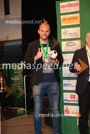  Matej  Vračko, Vinogradništvo Vračko, nogometaš slovenske vinske reprezentanceSvečana podelitev pokala zmagovalcem nogometnega prvenstva vinarjev