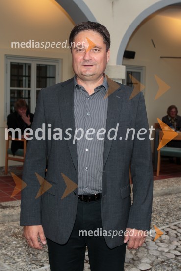  Boštjan Trilar, župan občine KranjMitja Okorn je za svoj film Planet samskih prejel dve zlati roli
