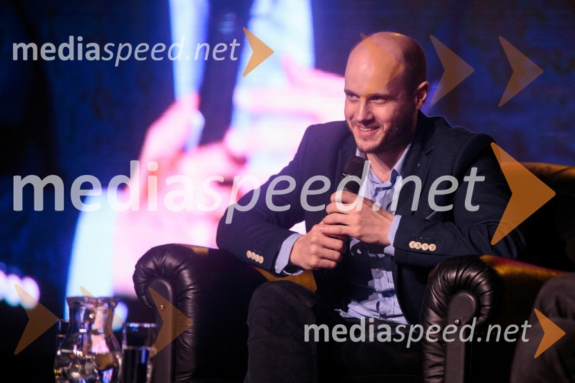  Mitja Okorn, režiserMitja Okorn je za svoj film Planet samskih prejel dve zlati roli