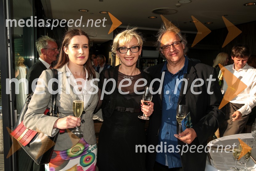  Evita Tutta;  Klementina Golija Tutta, akademska slikarka;   Klavdij Tutta, slovesnki slikar in grafikRotary dobrodelna prireditev