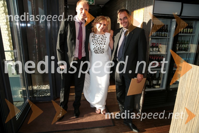  ... ;  Martina Ring, Solvera Lynx d.d., predsednica Rotary Cluba Ljubljana Julija;  ... Rotary dobrodelna prireditev