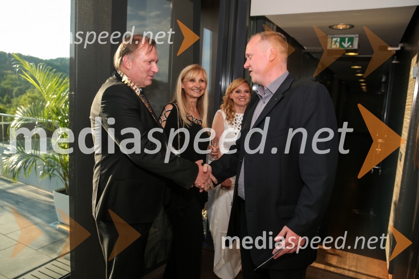 prof. dr. Bojan Cestnik, predsednik Rotary Cluba Ljubljana Ilirija;  ... ;  Martina Ring, Solvera Lynx d.d., predsednica Rotary Cluba Ljubljana Julija;  Jan Baksa Lesjak, Bureau VeritasRotary dobrodelna prireditev