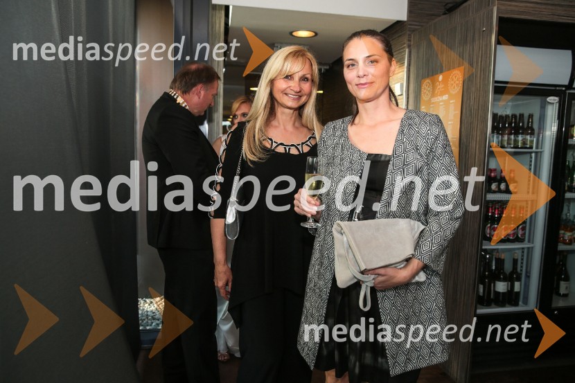   Snežana Šuput Gulin;  Tea KolarRotary dobrodelna prireditev