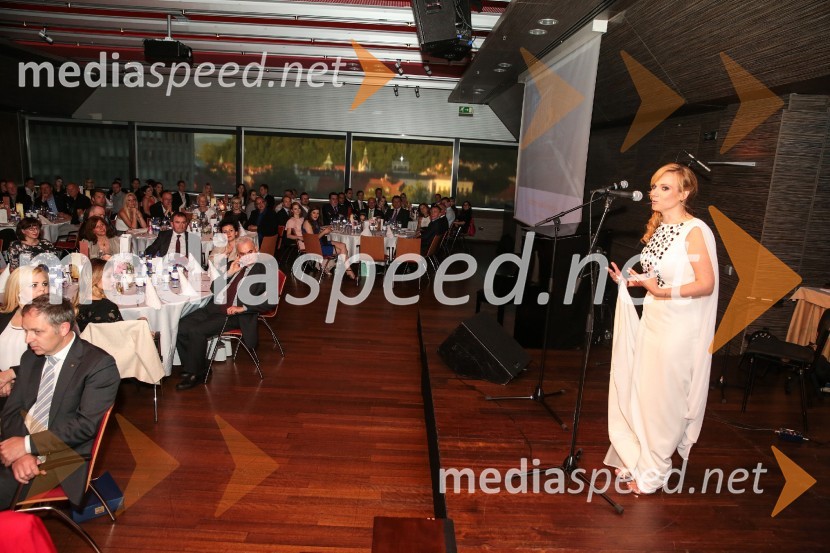  Martina Ring, Solvera Lynx d.d., predsednica Rotary Cluba Ljubljana JulijaRotary dobrodelna prireditev