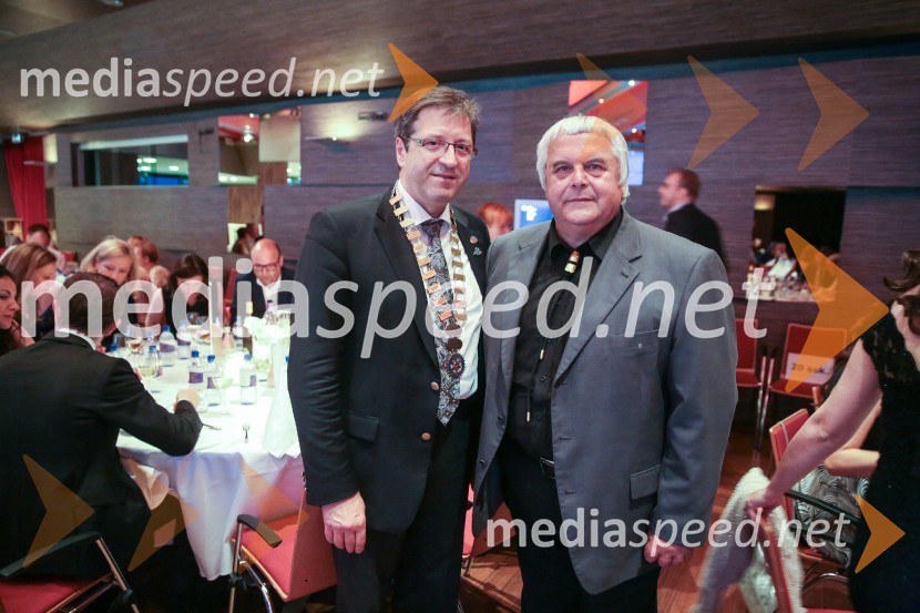  Martin Šinigoj, Guverner Rotary Distrikta 1912;  ... Rotary dobrodelna prireditev