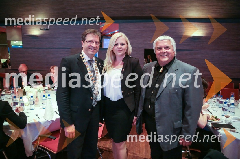  Martin Šinigoj, Guverner Rotary Distrikta 1912;   Manca Kragelj, GeoPro;  Branko BandeljRotary dobrodelna prireditev