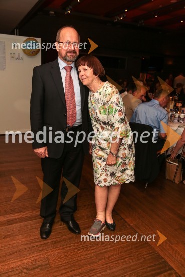  Jože Zadravec, Guverner Distrikta 1912 2016/2017;  Tanja KogojRotary dobrodelna prireditev