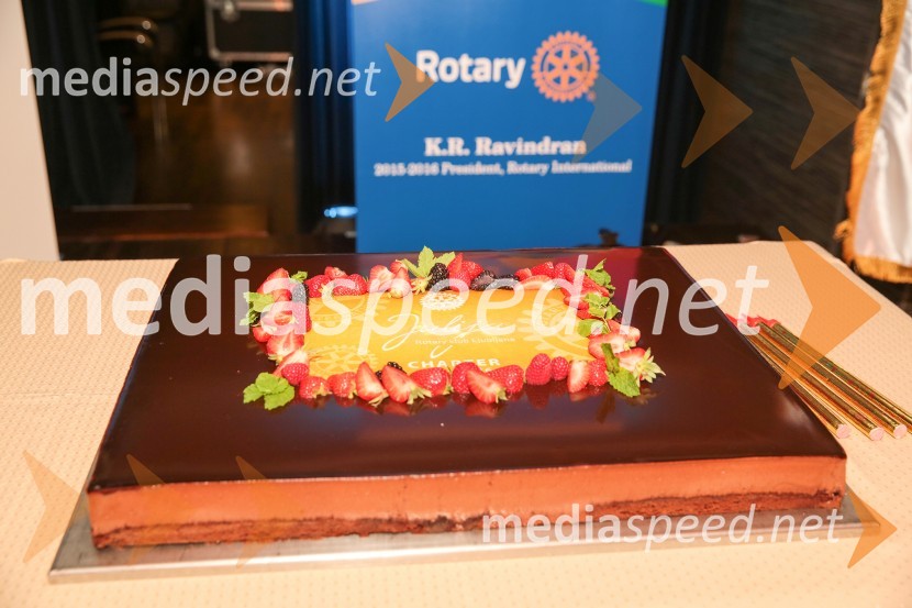 TortaRotary dobrodelna prireditev