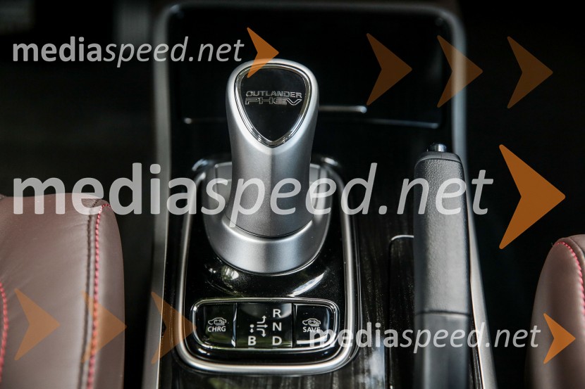 Mitsubishi Outlander PHEVMitsubishi Outlander PHEV, slovenska predstavitev