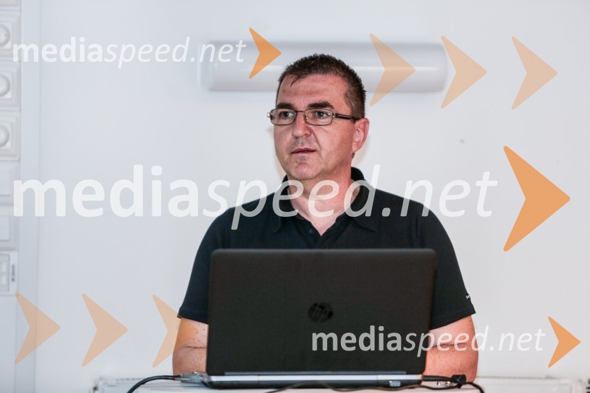 Mitsubishi Outlander PHEV, slovenska predstavitev