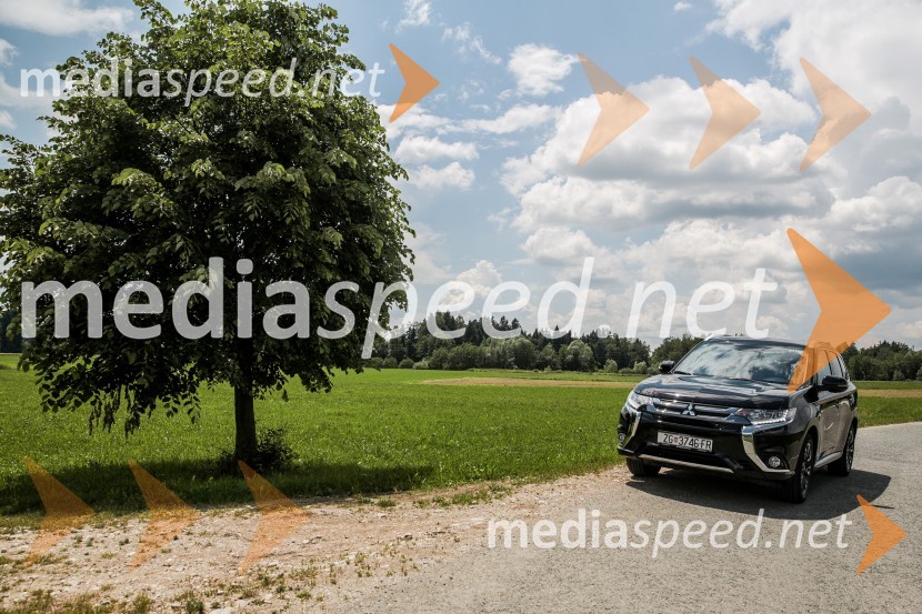 Mitsubishi Outlander PHEVMitsubishi Outlander PHEV, slovenska predstavitev