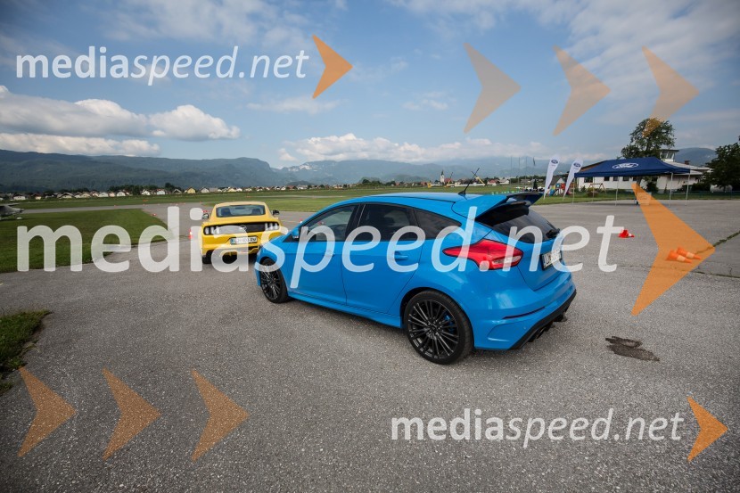 Ford Focus RS in Ford MustangKultni Mustang in novi Ford Focus RS, slovenska predstavitev