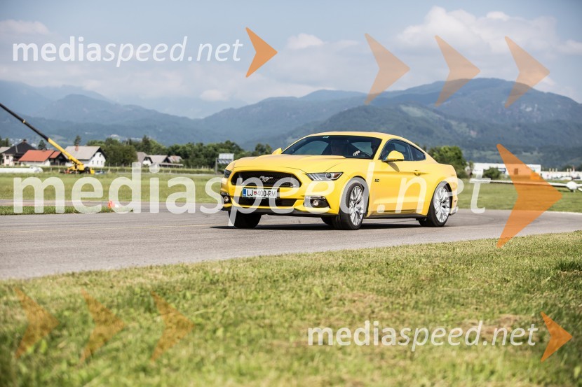 Ford MustangKultni Mustang in novi Ford Focus RS, slovenska predstavitev
