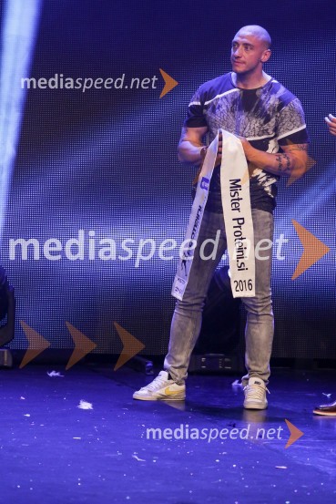 Mister Slovenije 2016 je Tilen Grah