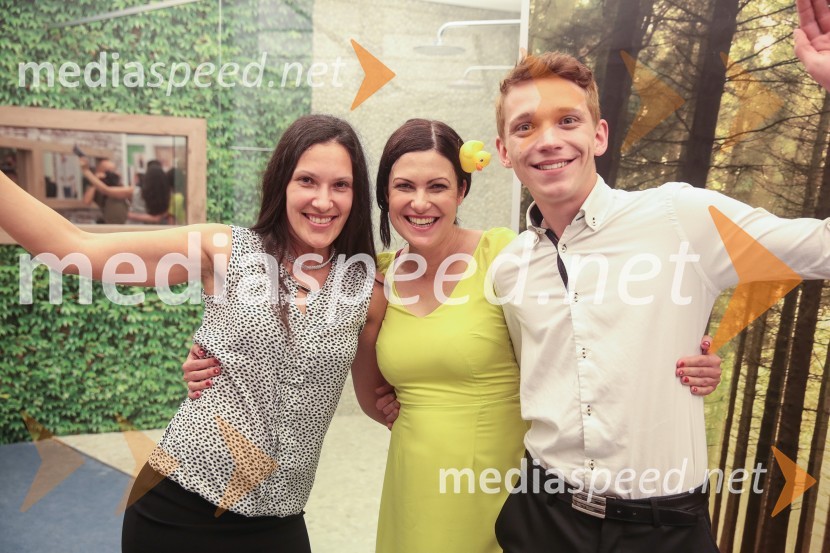  ... ;  Alenka Brezovšek, udeleženka šova Big Brother;  ... Zmagovalka šova Big Brother 2016 je Mirela Lapanović