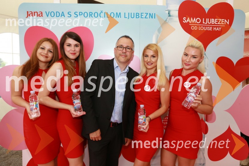  ... ;  ... ;  Robert Čoralič, vodja marketinga za Jamnico v Sloveniji;  ... ;  ... 25 let Slovenskih novic in predstavitev revije Suzy