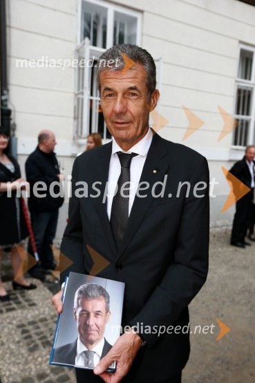  Stojan Petrič, predsednik sosveta Kolektor Group d.o.o.25 let Slovenskih novic in predstavitev revije Suzy
