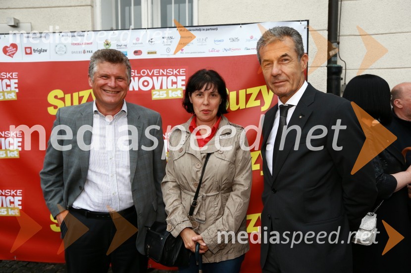  ... ;  ... ;  Stojan Petrič, predsednik sosveta Kolektor Group d.o.o.25 let Slovenskih novic in predstavitev revije Suzy