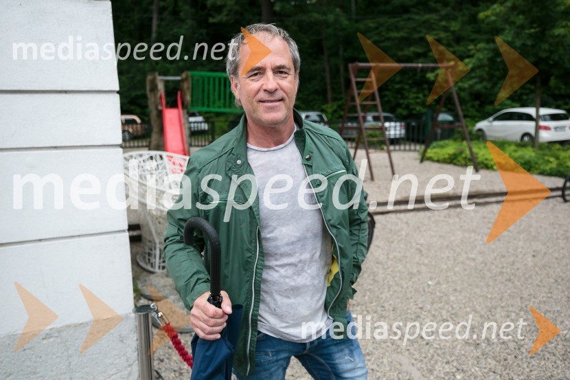  VIli Resnik, pevec25 let Slovenskih novic in predstavitev revije Suzy