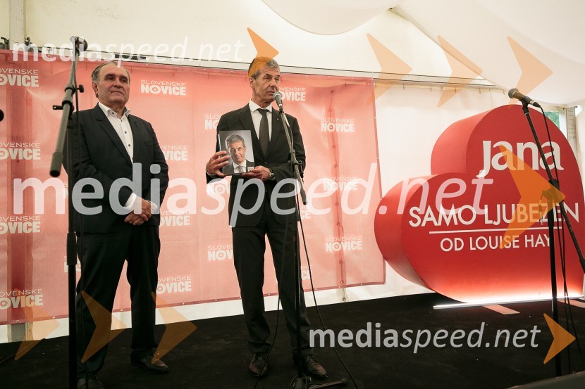  Bojan Budja, odgovorni urednik dnevnika Slovenske novice ;  Stojan Petrič, predsednik sosveta Kolektor Group d.o.o.25 let Slovenskih novic in predstavitev revije Suzy