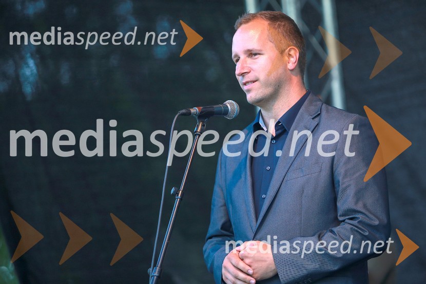 dr. Marko Soršak, župan, Občina Hoče-SlivnicaVrtnice in vino, koncert v Botaničnem vrtu UM