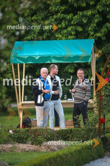 Vrtnice in vino, koncert v Botaničnem vrtu UM