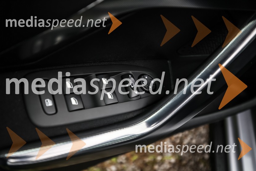 Peugeot 2008Novi peugeot 2008, slovenska predstavitev