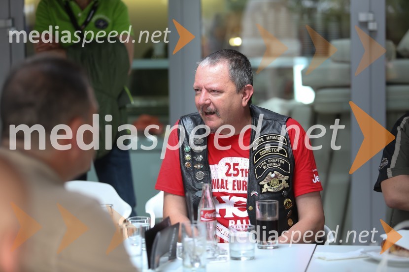 Veliki evropski Jeep - Harley Davidson dogodek