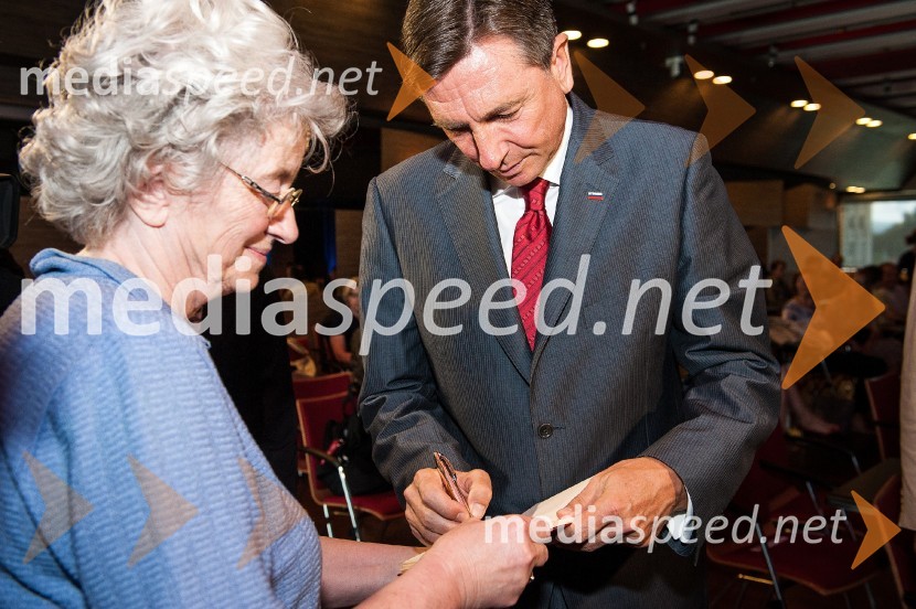  ... ;  Borut Pahor, predsednik Republike SlovenijeSlovenija in pika, predstavitev knjige