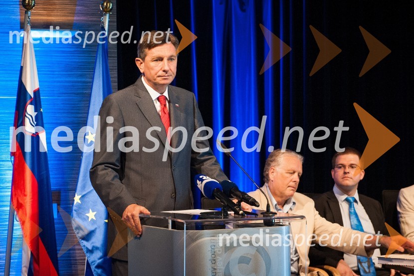  Borut Pahor, predsednik Republike SlovenijeSlovenija in pika, predstavitev knjige