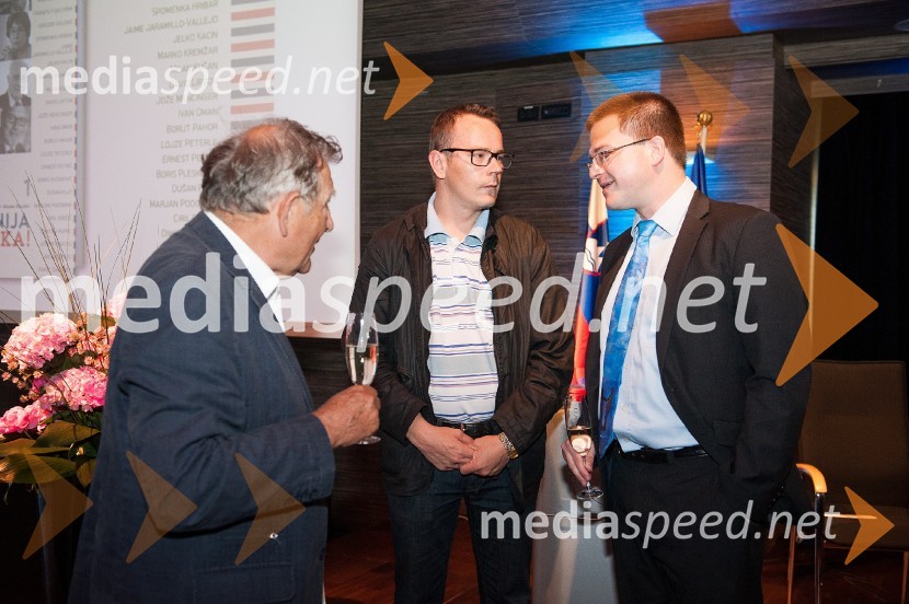  ... ;  ... ;  Boštjan Furlan, soavtor knjige Slovenija in Pika!Slovenija in pika, predstavitev knjige