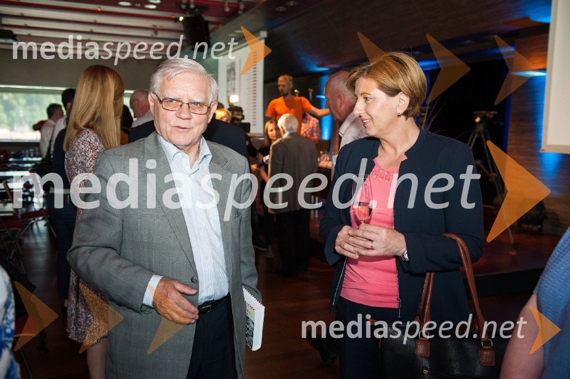  ... ;  Ljudmila Novak, predsednica NSiSlovenija in pika, predstavitev knjige