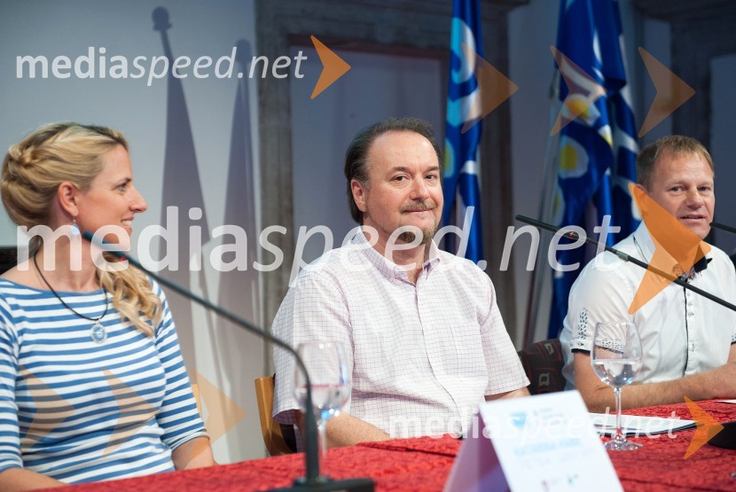  Katarina Habe, Katrinas;  Patrik Greblo, dirigent;  Tomaž Krajnčič, direktor marketinga in odnosov z javnostmi, Hypo Alpe-Adria-BankiPoletna noč 2016, novinarska konferenca in predstavitev programa