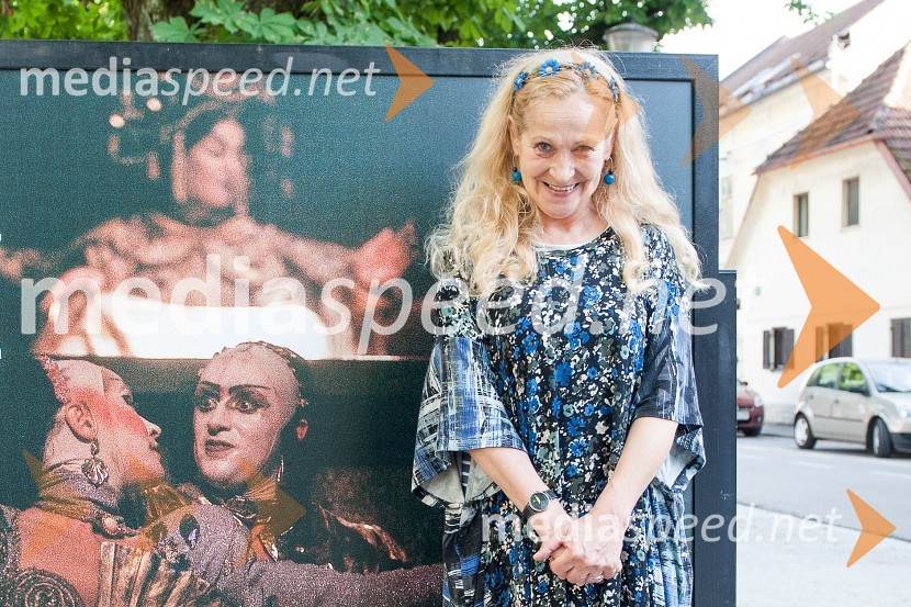  Olga Kacjan, igralka60. let Slovenskega mladinskega gledališča, otvoritev razstave