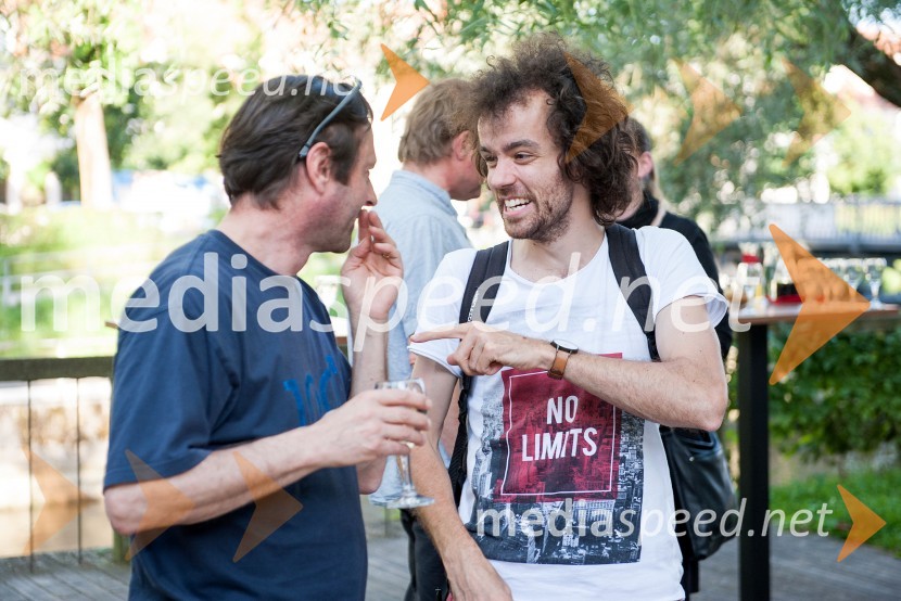  ... ;  Blaž Šef, igralec60. let Slovenskega mladinskega gledališča, otvoritev razstave