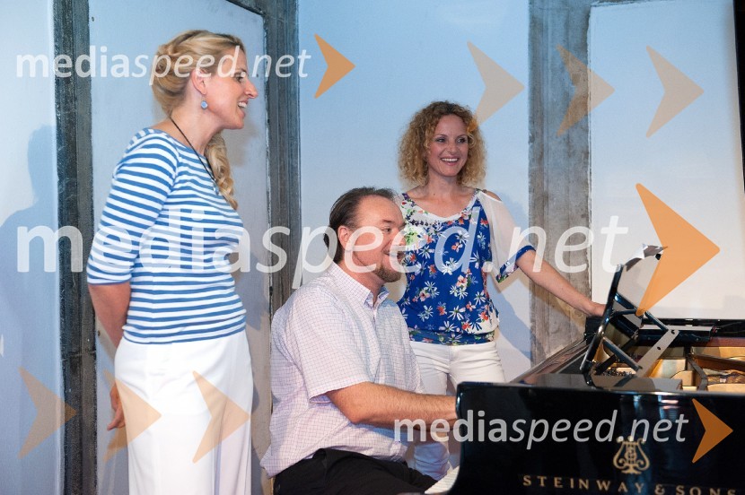  Katarina Habe, Katrinas;  Patrik Greblo, dirigent;  Petra  Grkman, KatrinasPoletna noč 2016, novinarska konferenca in predstavitev programa