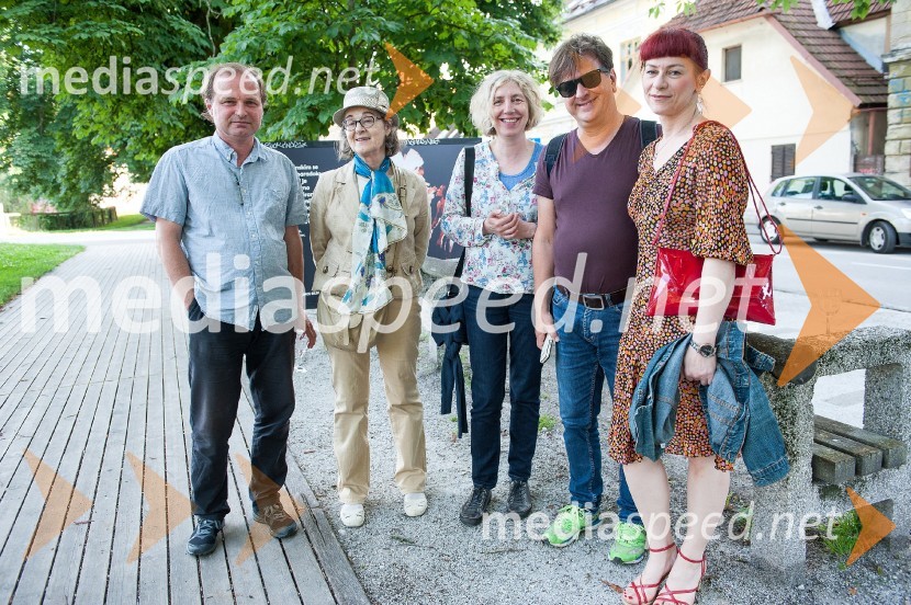 dr. Tomaž Toporišič, dramaturg;  Jadranka  Tomažič, igralka;  Mateja Dermelj, lektorica;  Dare Kragelj, Slovensko mladinsko gledališče;  Tina Malič, prevajalka in strokovna sodelavka, Slovensko mladinsko gledališče60. let Slovenskega mladinskega gledališča, otvoritev razstave