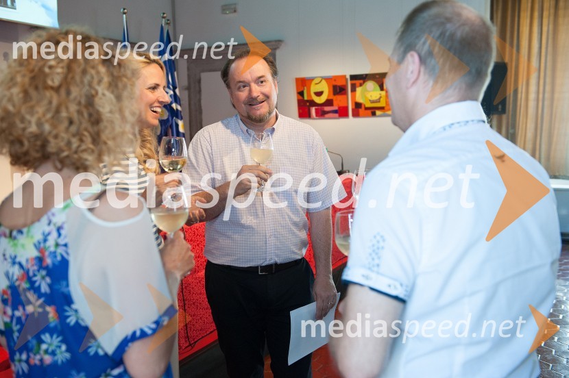  Katarina Habe, Katrinas;  Patrik Greblo, dirigentPoletna noč 2016, novinarska konferenca in predstavitev programa