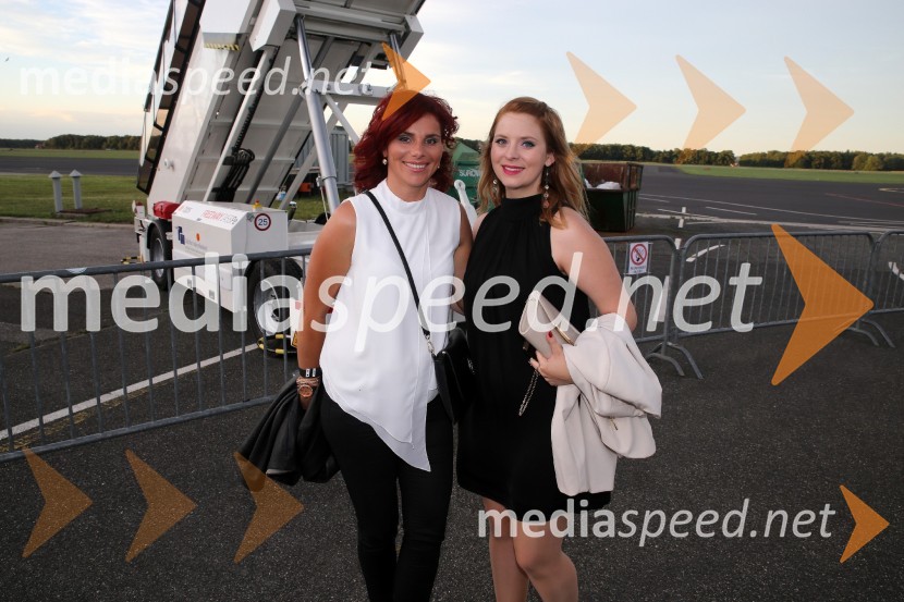 Terminal D8, modni spektakel